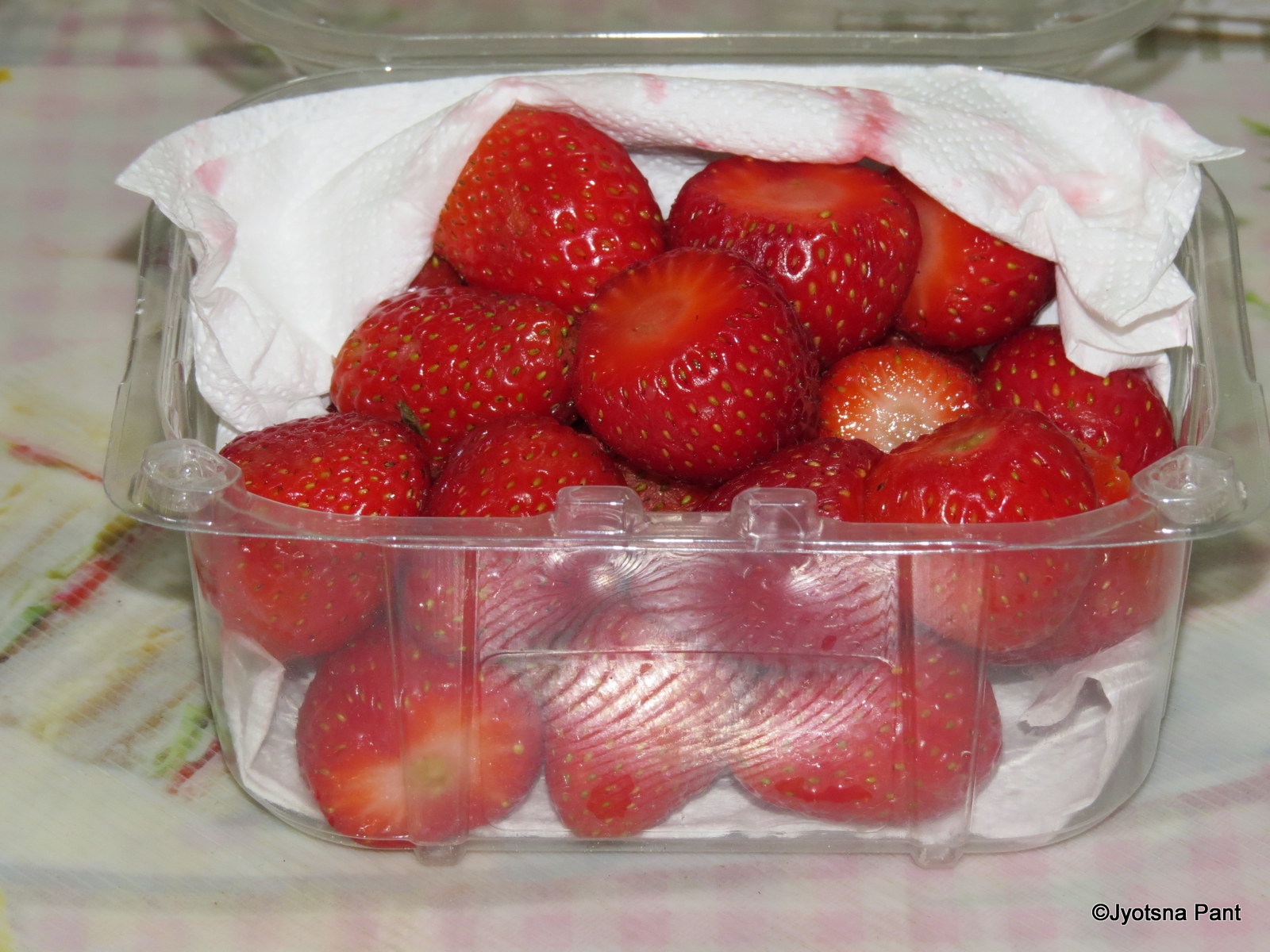 With Love from Mom's Kitchen Best Method of Storing Strawberry