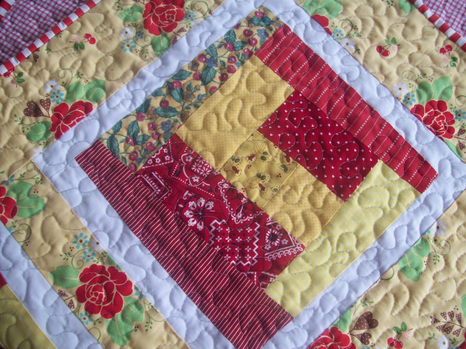 My Quilt Diet... Heat Resistant Table Runner