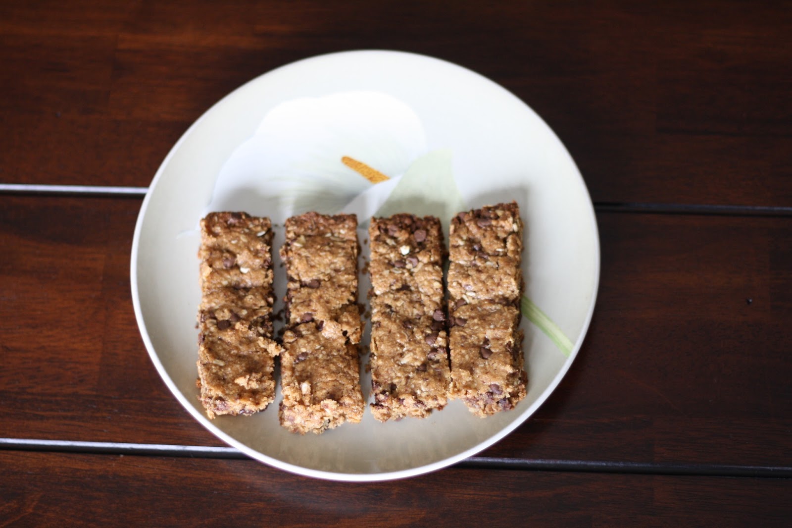 The Quick Journey Whole Wheat Granola Bars {Recipe}