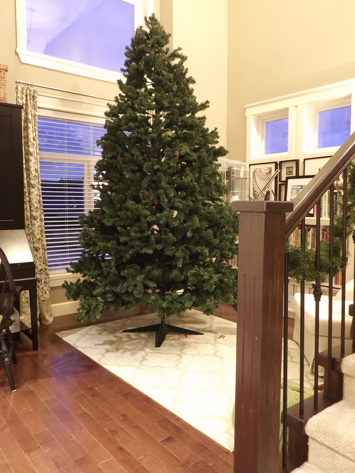 How To Decorate A Christmas Tree