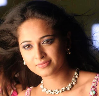 Entertainment and Photo Gallery of Anushka Shetty Bollywood Actress and model