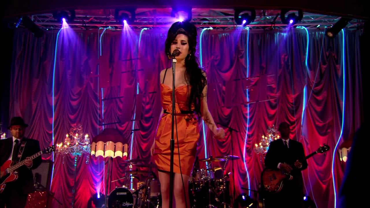 Amy Winehouse live - Home Facebook