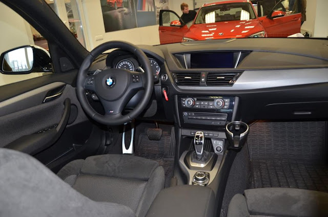 BMW X1 интерьер