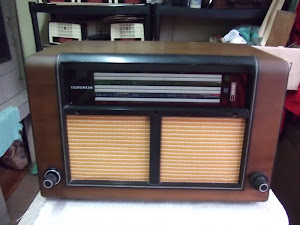 Rádio Telefunken Modelo Undine (alemão) final anos 30 - Valvulado