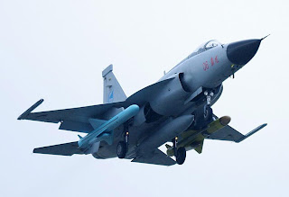 Ideas para el fortalecimiento de nuestra Aviación Militar Bolivariana New+picture+image+jf-17+thunder+FC-1+06+%252B+YJ-83+c803+c802a+255+180+antiship+kd88+air+to+surface++maritime++plaaf+paf+pakistan+air+force++test+fire+%25282%2529