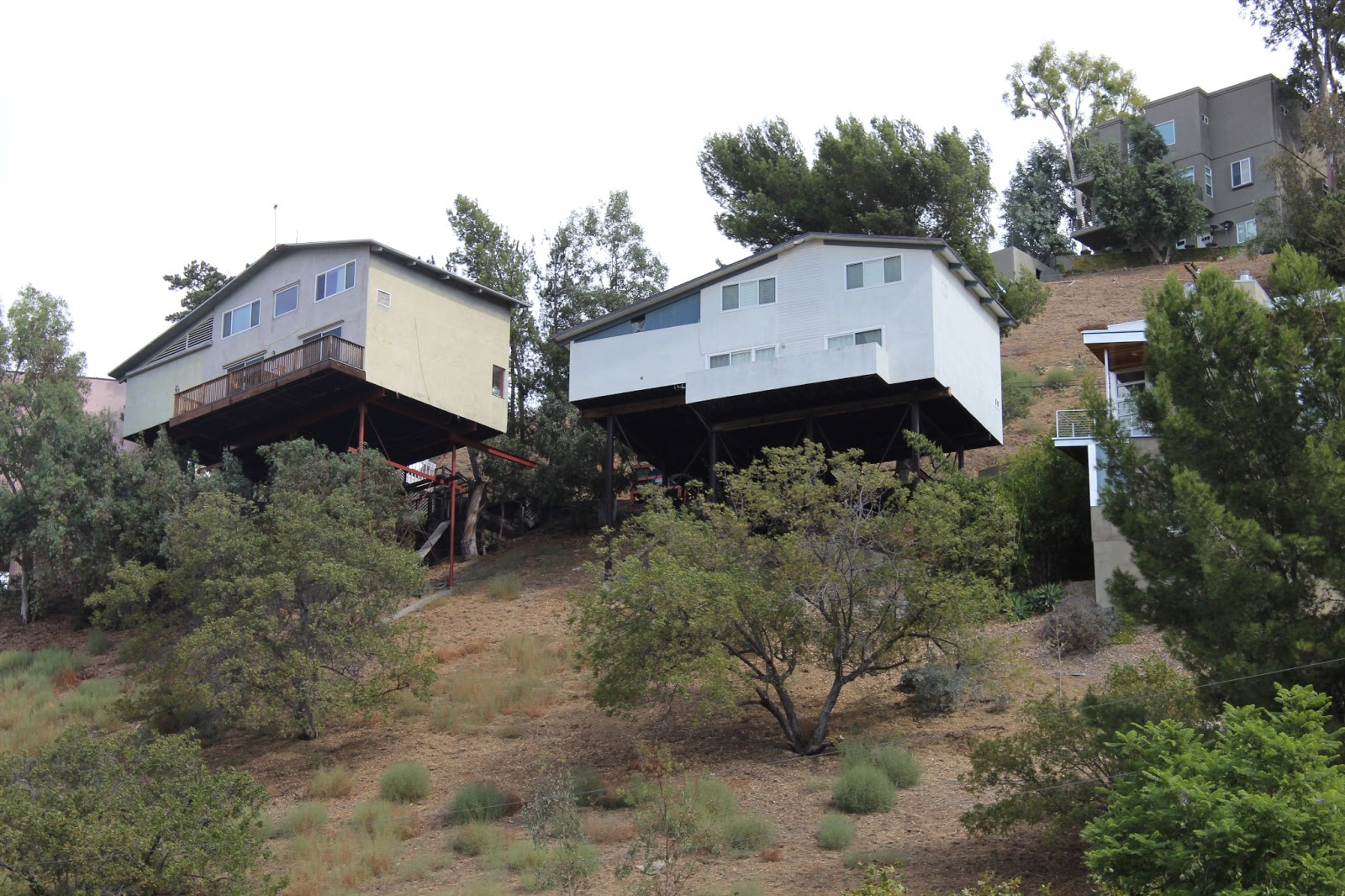 SetJetter & Movie Locations and More Earthquake (1974)