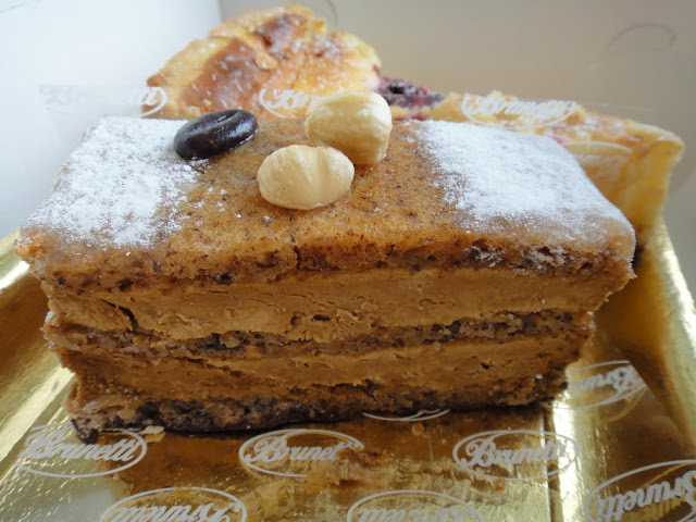 brunetti hazelnut coffee torte