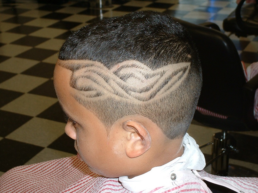 http://1.bp.blogspot.com/-2je5H4CJO2o/TZ5YJziFcSI/AAAAAAAAANM/YPAYSBGU_cs/s1600/Hair%2BTattoo.jpg