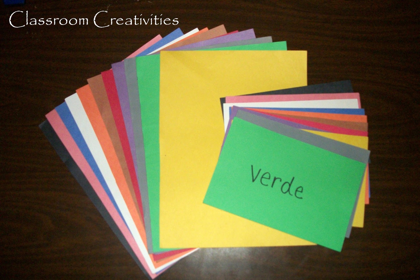 Classroom Creativities "Musical Chairs" Spanish Vocabulary Game