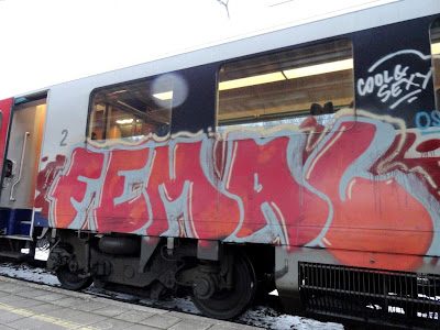 femal graffiti
