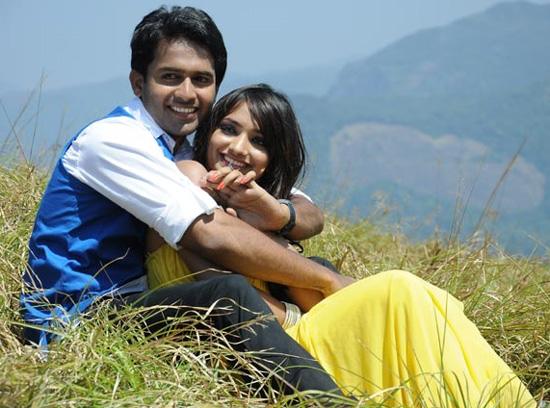 entha andanga unnave movie stills news3 entha andanga unnave movie stills news3