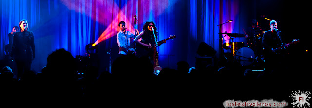 Valerie June en el Festival des Inrocks Le Bikini Toulouse