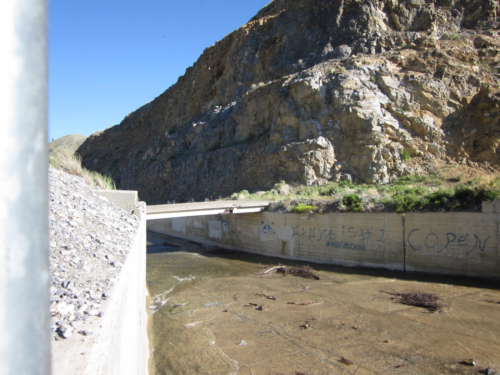 Mackay, Idaho 83251 Mackay Dam began going over the spillway today