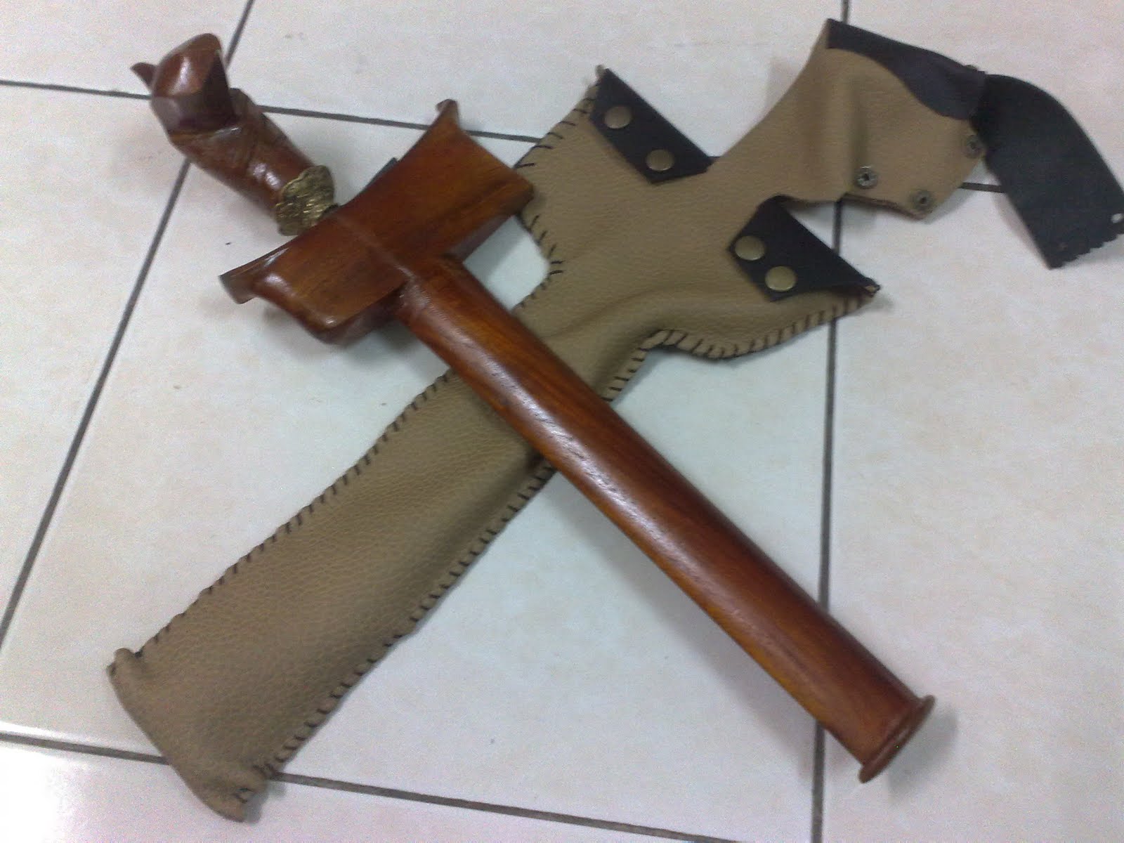 Z.HANDMADELEATHER@BARANGAN KULIT BUATAN TANGAN: handmade leather weapon