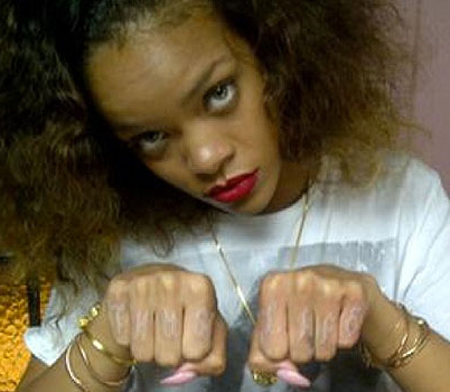 Rihanna Tattoos on Famoskie  Rihanna Gets Tupac    Thug Life    Tattoo On Hands