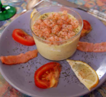 Verrine de saumon fumé sur lune mousse d'asperge 