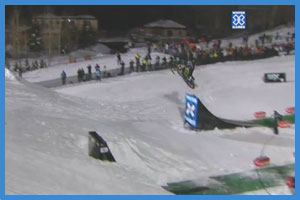Schneemobil Frontflip