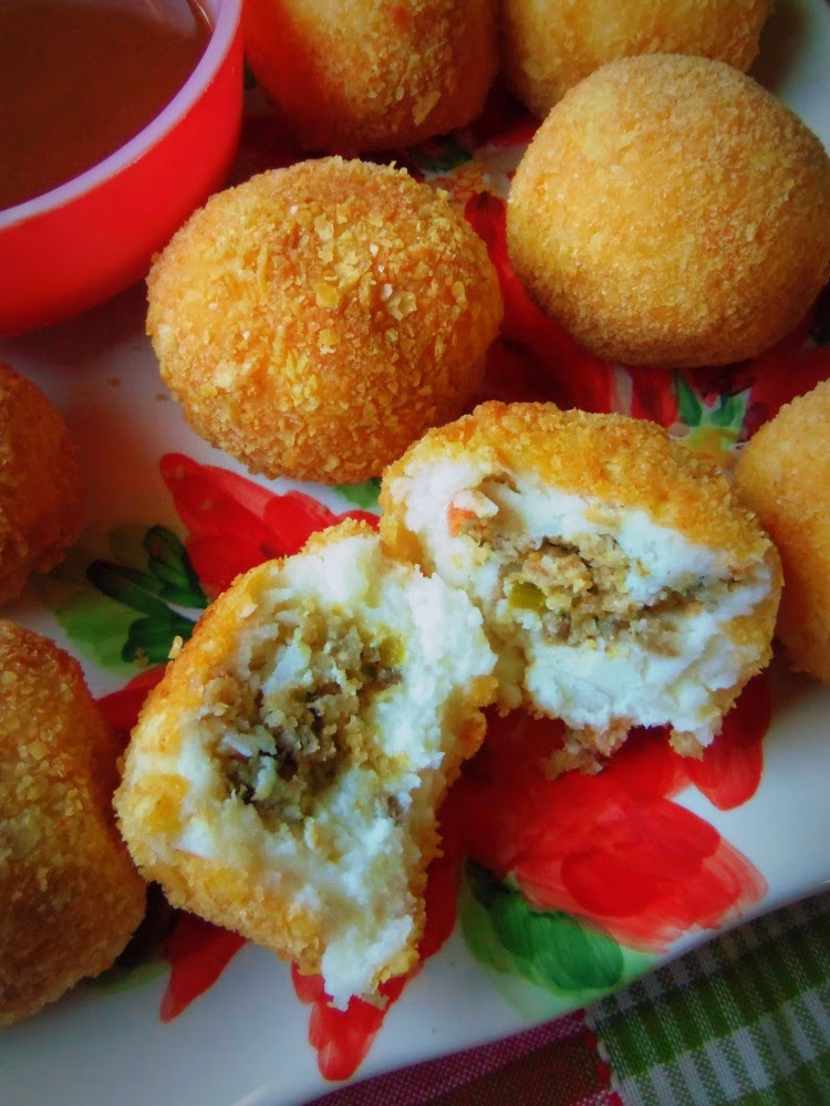 FUN RECIPE WORLD How To Make Fried Mashed Potato Balls