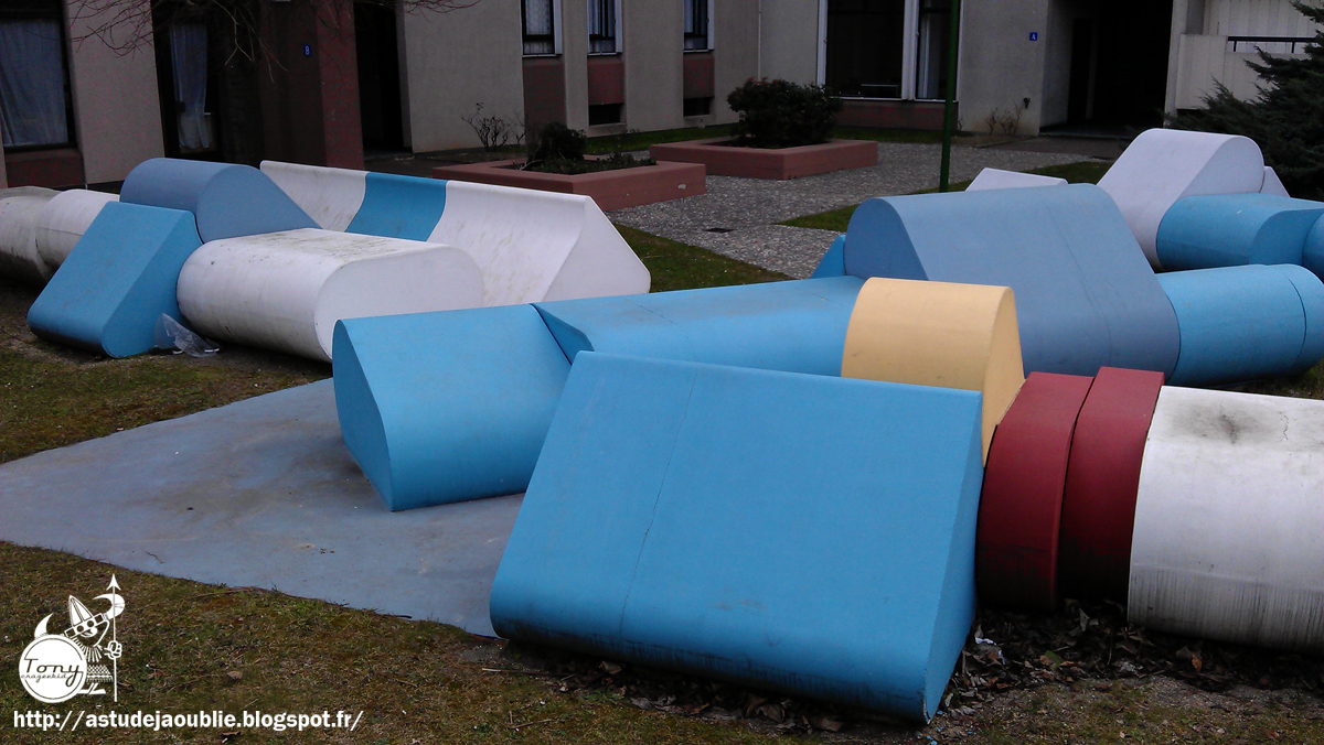 IvrysurSeine Aire de Jeux Sculpture Gérard Chireix