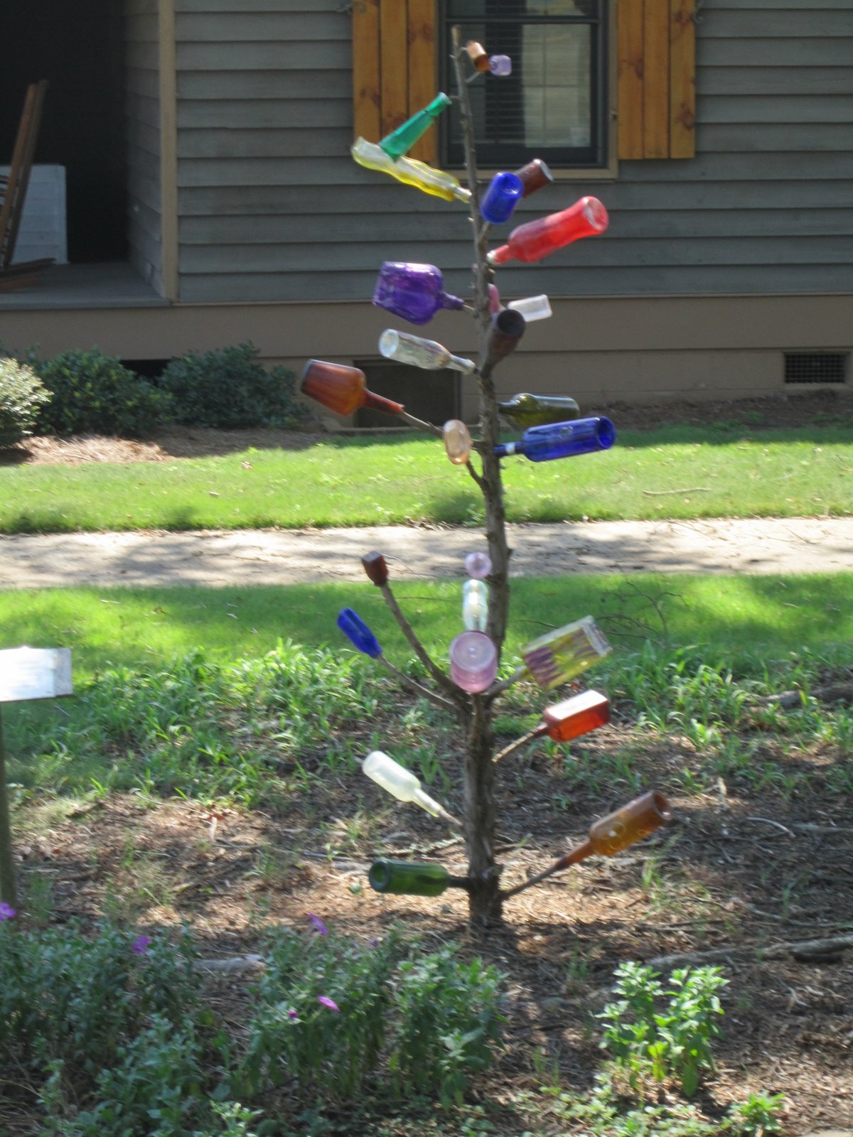 Sailing Down The Road Bottle TreesA southern tradition
