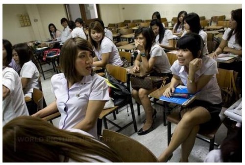 泰國 另類大學 專收變性人