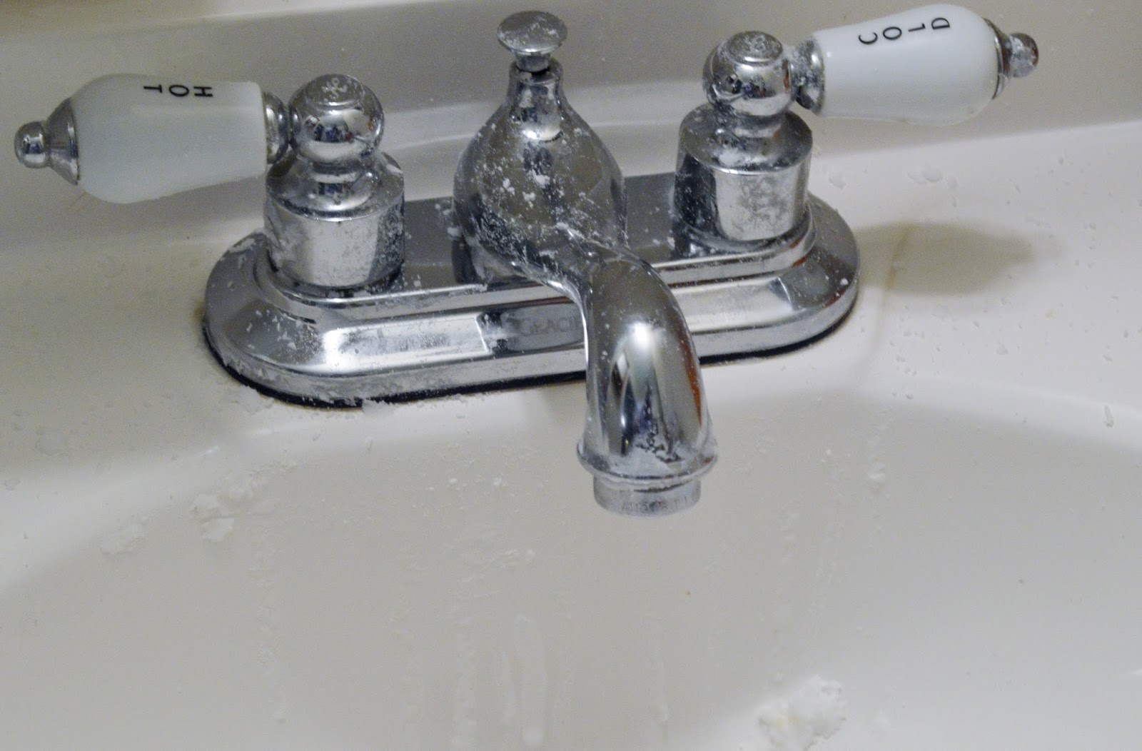 New Life Overnight How to Make Your Faucets Shine