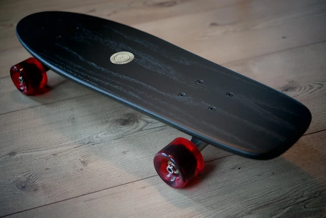 Skills or Skulls Skateboards x Atomlabor Blog | Wir verlosen ein Cruiser Mini Skateboard Indian Black - Gewinnspiel