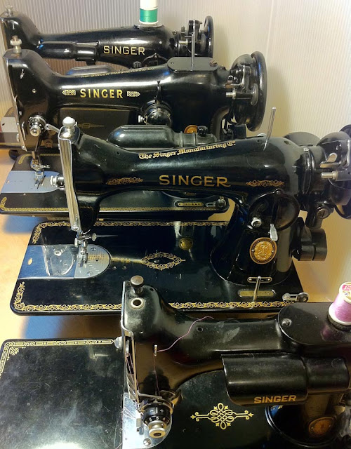 The Vintage Singer Sewing Machine Blog: Screwdrivers, Part 2: Removing