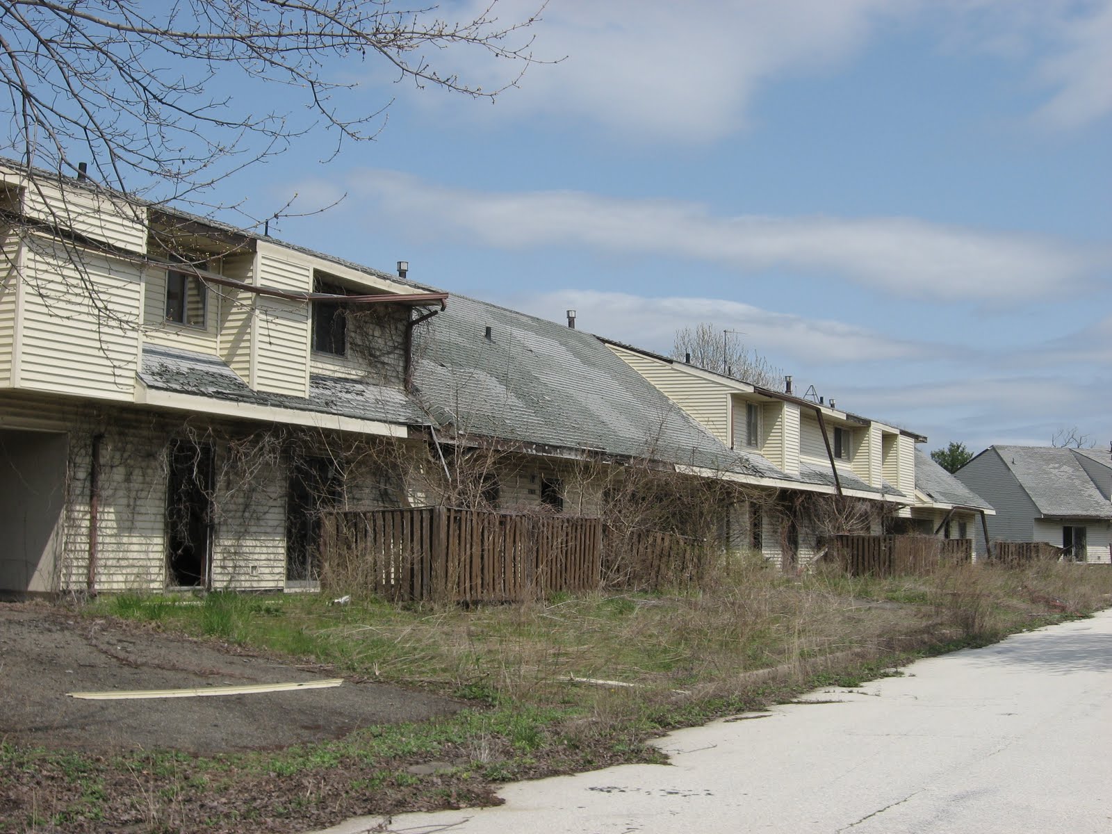 Urban Cycle A Journey through the Philadelphia Navy Yard