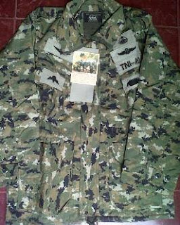 koleksi militeristik jaket tas ransel dan kaos loreng koleksi militeristik jaket tas ransel dan kaos loreng