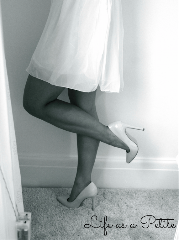 Outfit Idea: Chiffon White Dress - Life as a Petite Outfit Idea: Chiffon White Dress - Life as a Petite
