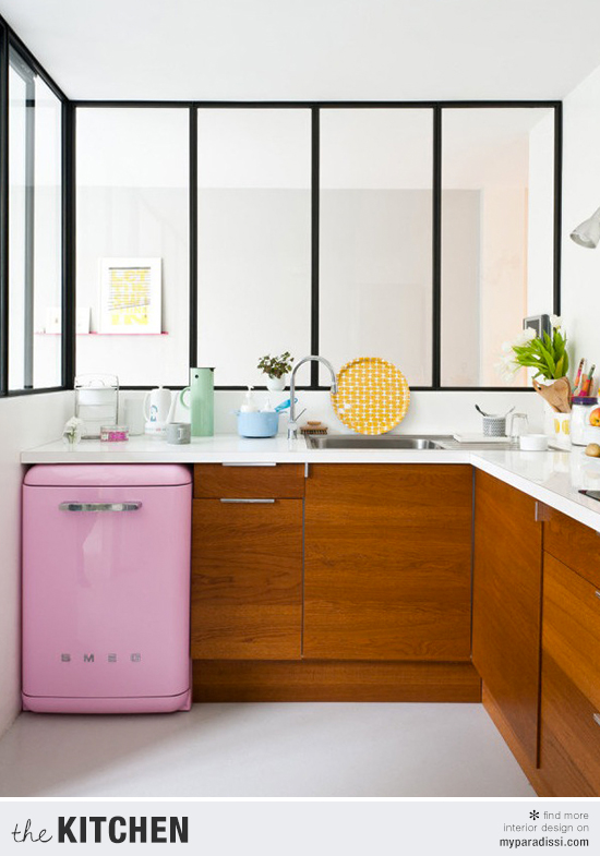 The small pretty kitchen of Caroline Gomez by Julien Fernandez via The small pretty kitchen of Caroline Gomez by Julien Fernandez via