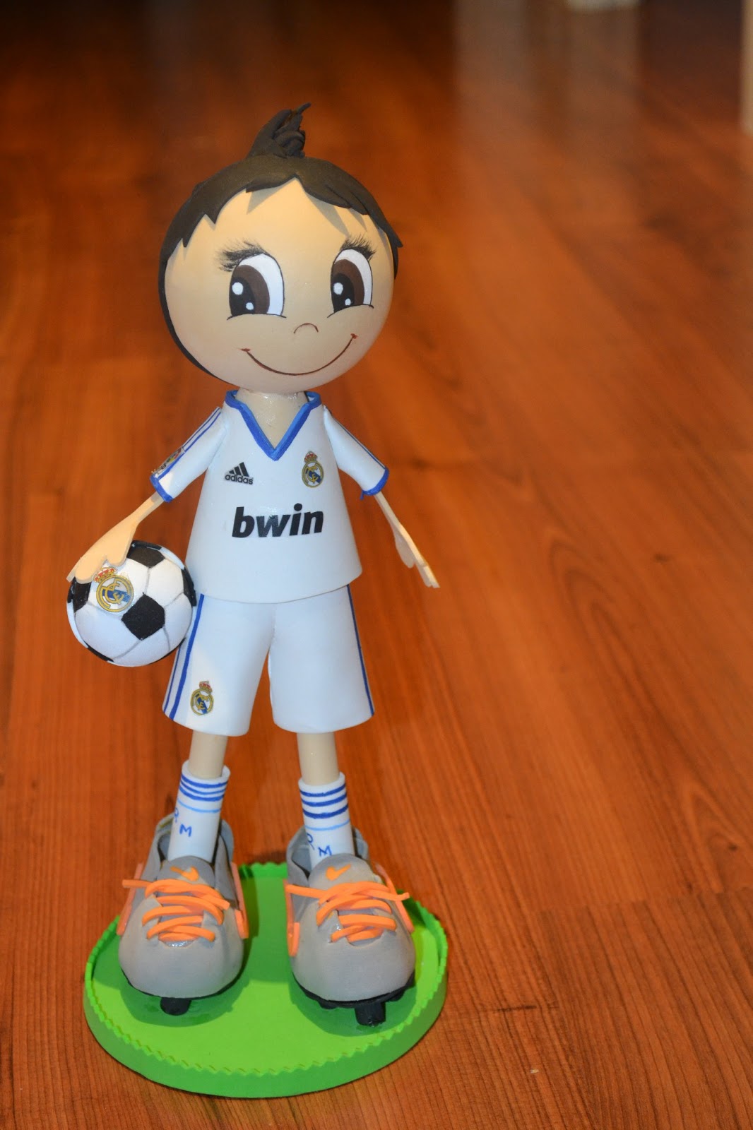 Mis manualidades de goma eva, Yolanda. FOFUCHO JUGADOR DE FUTBOL