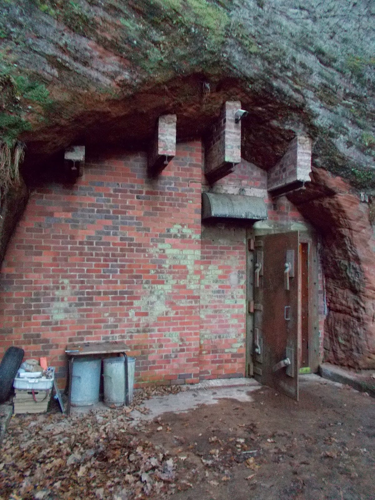 Ubique Drakelow Tunnels WWII shadow factory & Nuclear Bunker