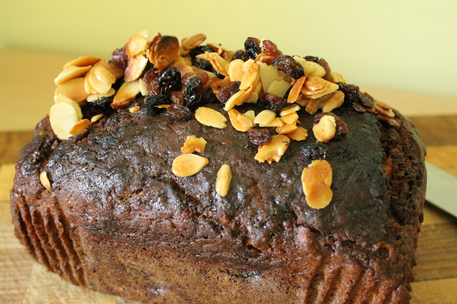 JibberJabberUK Banana, Almond & Maple Syrup Cake