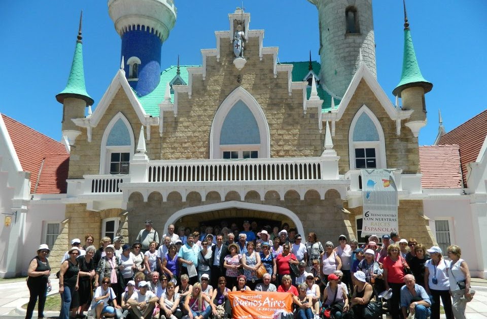 La Felicidad Es Un Trayecto No Un Destino HÉCTOR MAIER SCHWERDT "Nuestras Colonias": Adultos Mayores de Santa