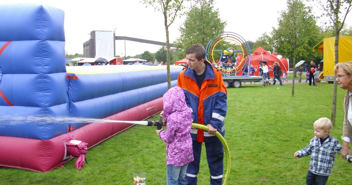 September 2017 Ivory Beauty