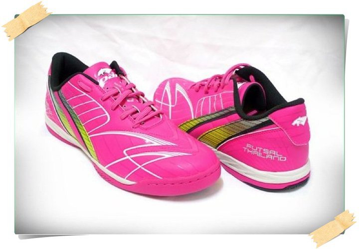 kasut futsal pan