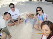 I went to Dayang Beach Resort with my fellow teachers. (dayang beach resort )