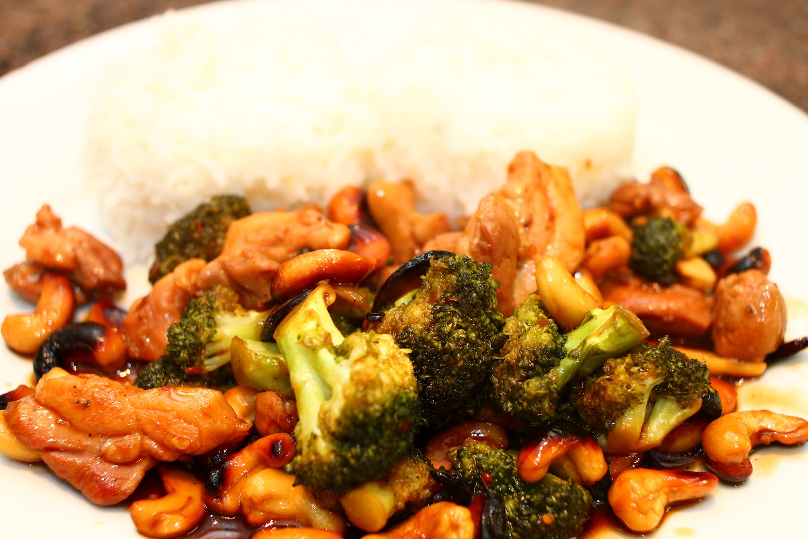 Everybody Cooks! Cashew Chicken with Broccoli.