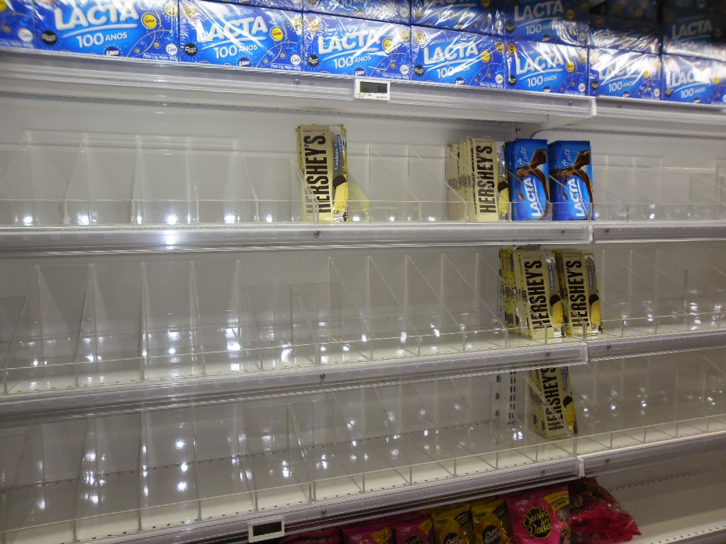 Expositor para chocolates Acrináutica Soluções em Acrílico