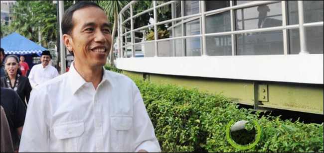 Berusaha cintai kerak telor Berusaha cintai kerak telor