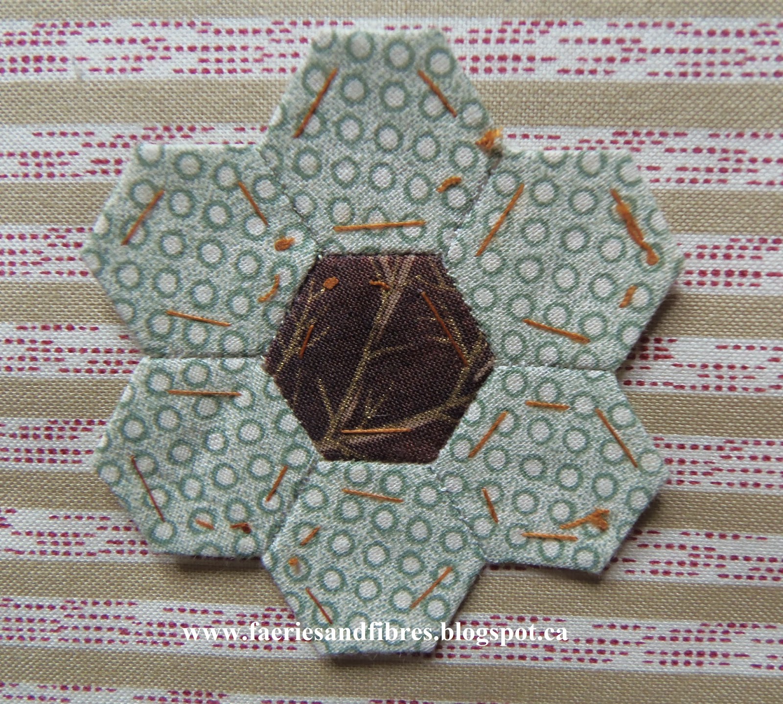 Faeries and Fibres Sewing a hexagon flower video