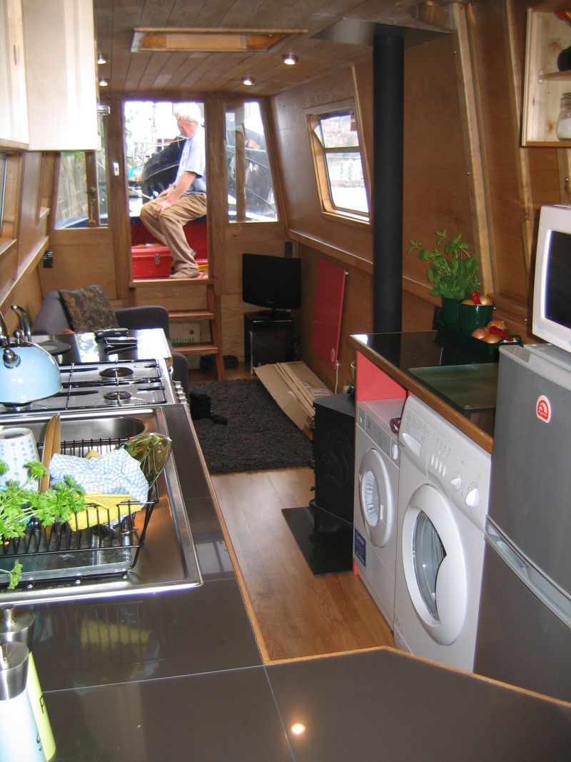 Free to venture..: Narrow-boat interior and exterior ideas Free to venture..: Narrow-boat interior and exterior ideas
