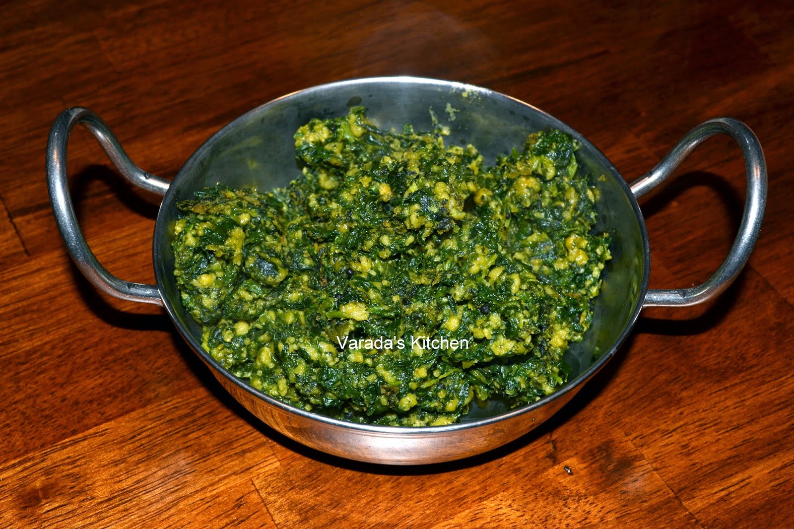 Varada's Kitchen and Garden Palkachi Peethperun Bhaji (Palak Bhaji with Besan)