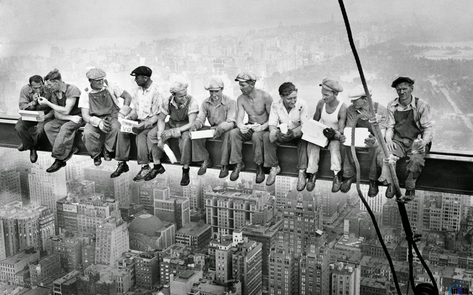 New York - History - Geschichte: Lunch atop a skyscraper ...