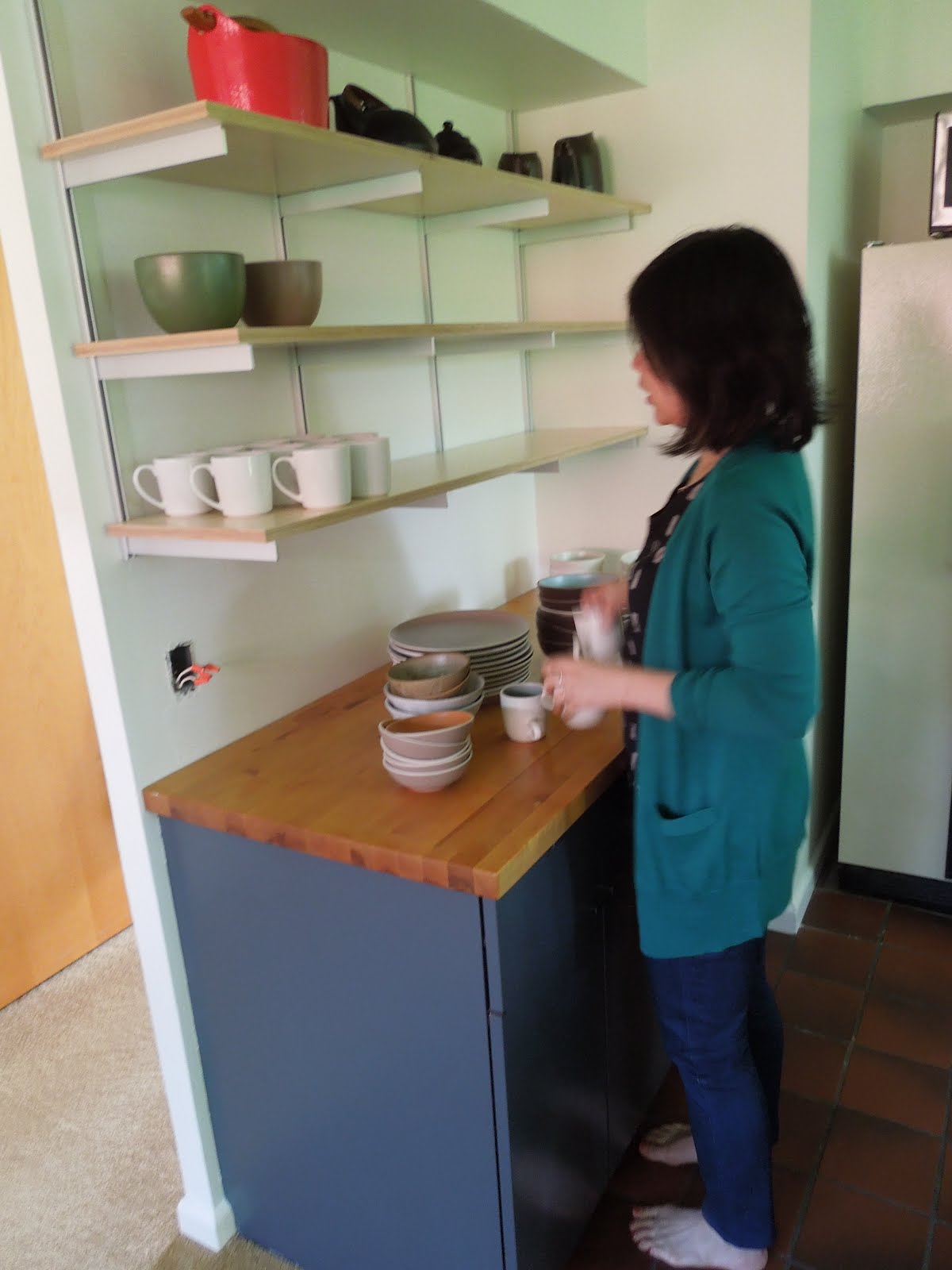 toys and techniques Kitchen shelves