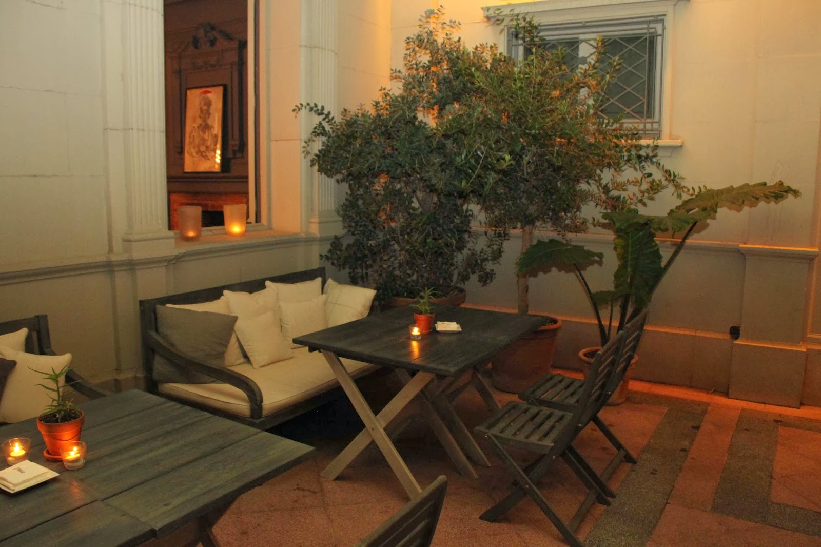 BARCELONACTUALITAT: INAUGURACIÓN DEL PATIO INTERIOR DEL RESTAURANTE "EL