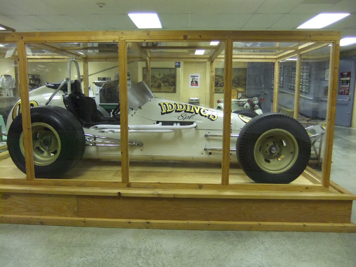 Pauline Persing Art, Writing,& Natural History Garst Museum in