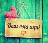 Él nunca nos abandona ...